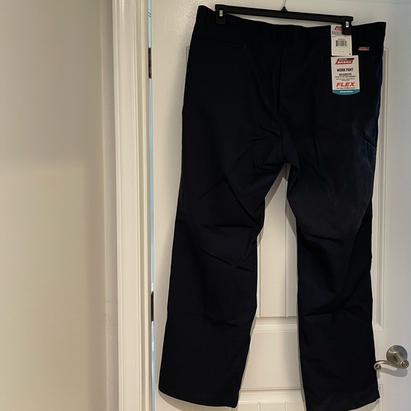 Dickies Relaxed Fit Work Pant - Picture 2 of 3